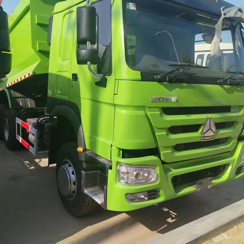 Bakit Dapat Mong Isaalang-alang ang Howo Right Turn Steering Wheel Dump Truck para sa Iyong Mabigat na Pangangailangan